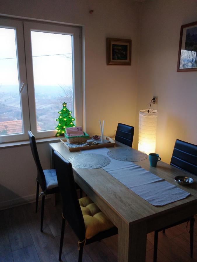 Holiday Home Nature Plesivica ヤストレバースコ エクステリア 写真