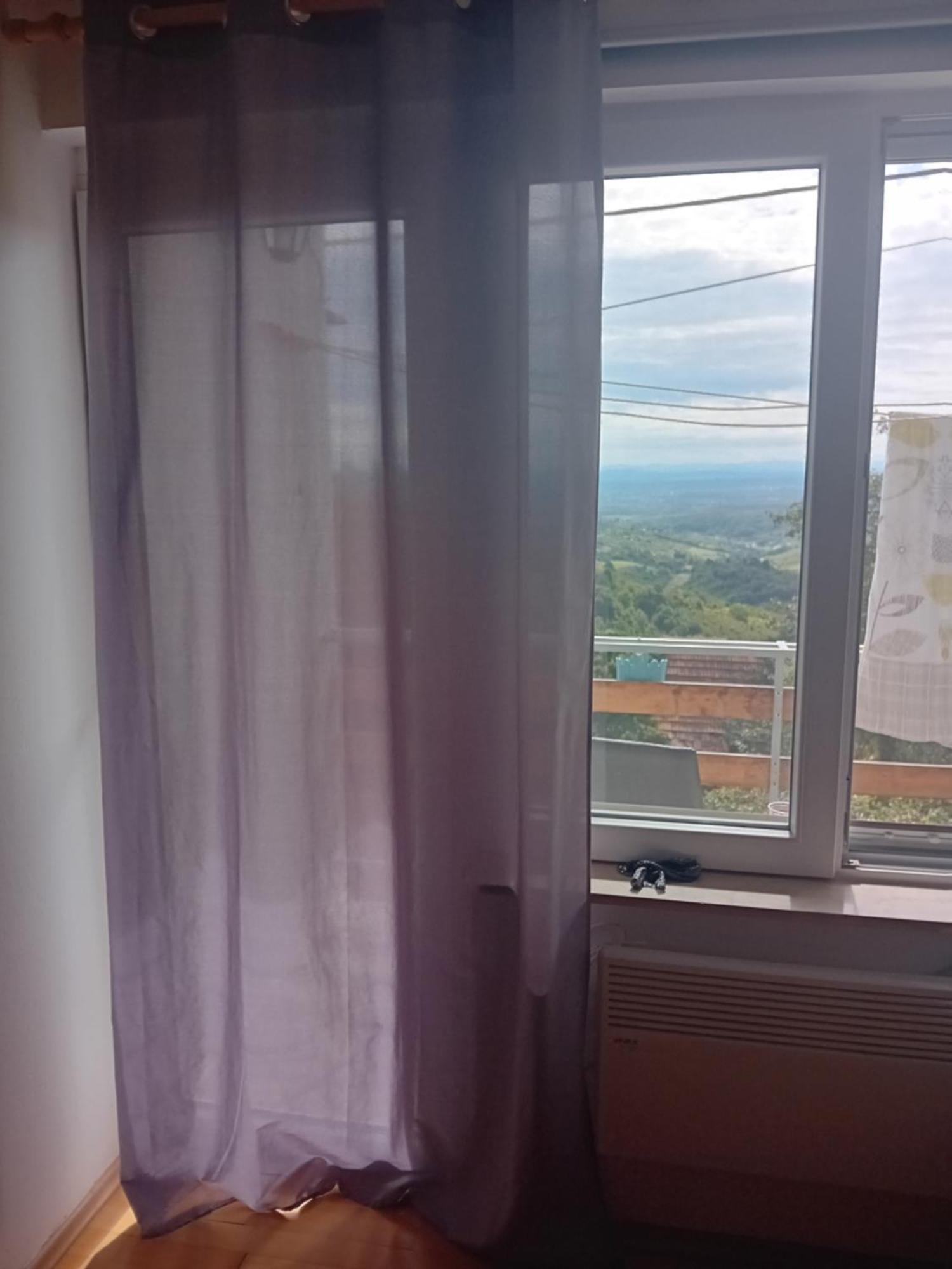 Holiday Home Nature Plesivica ヤストレバースコ エクステリア 写真
