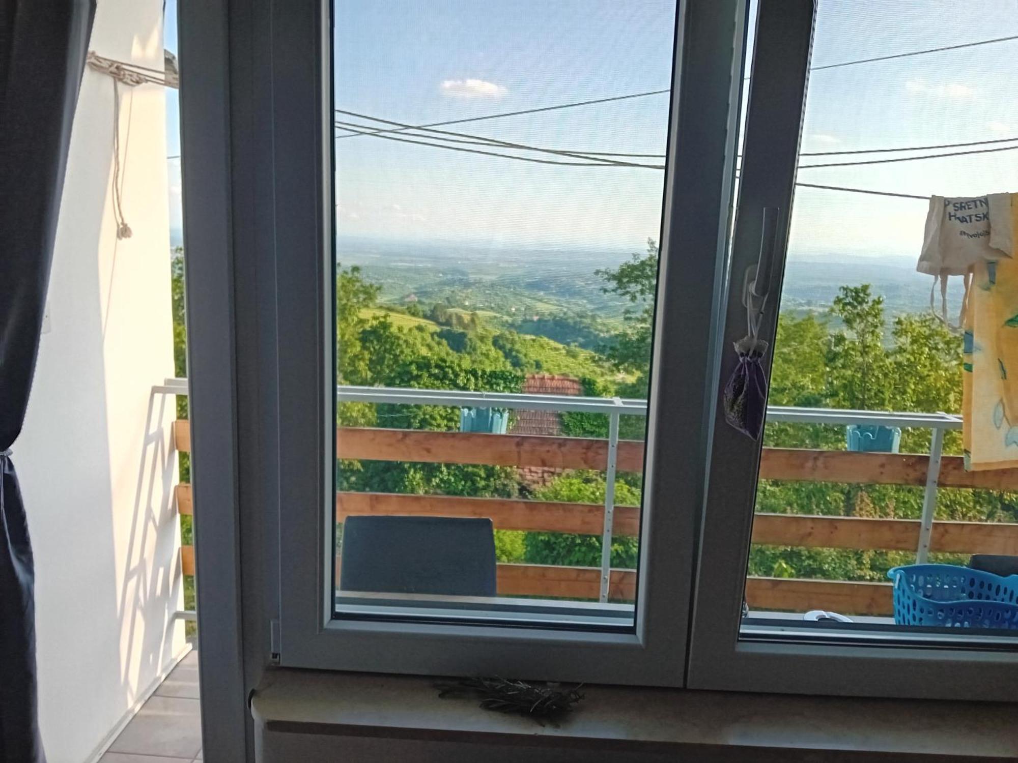 Holiday Home Nature Plesivica ヤストレバースコ エクステリア 写真